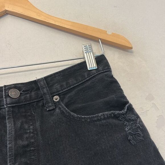 We The Free black distressed shorts Size 27 EUC - Picture 4 of 9
